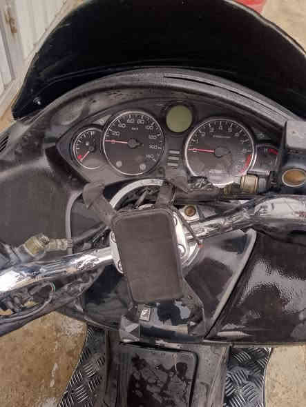 السلام عليكم دراجه فورزه 09 بصمه حساسات كهربائيات كله شغال دراجه خير من الله ما ناقصها شي نكره بكل وقت مكينه كفاله برغي ما مفتوح السعر 800 الشراي يتصل مكاني بغداد البياع شارع الشهداء رقم *********** بي واتساب
