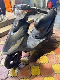 عدله بلاديه مكاني البياع سعرها ٨٠٠ وبيها مجال قليل ٠٧٧٤٤٤٦٨٣٣٩ بس