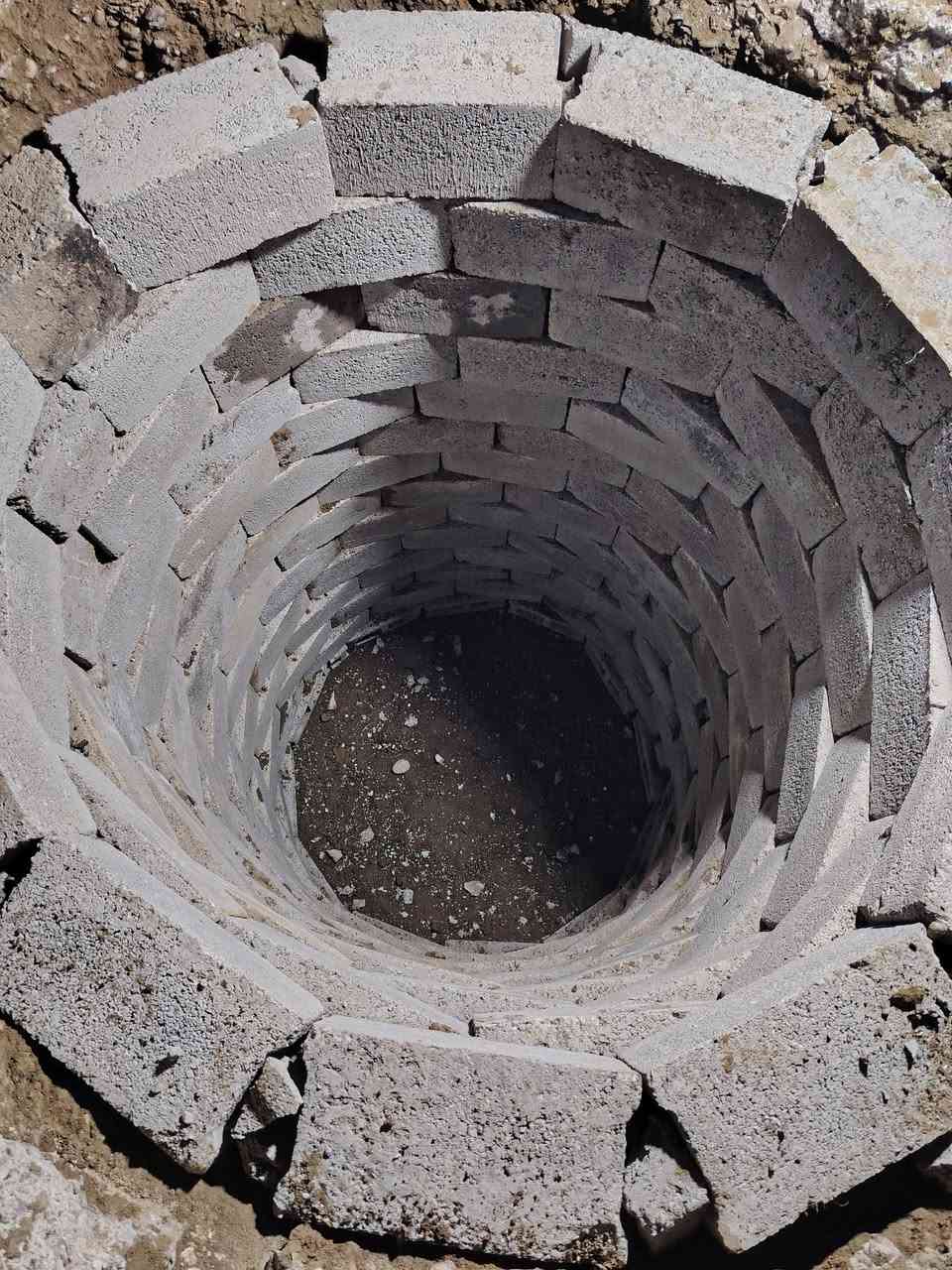 السلام عليكم ورحمة الله٪يوجد كادر حفر خزانات #*********** وتحياتي لجميع
