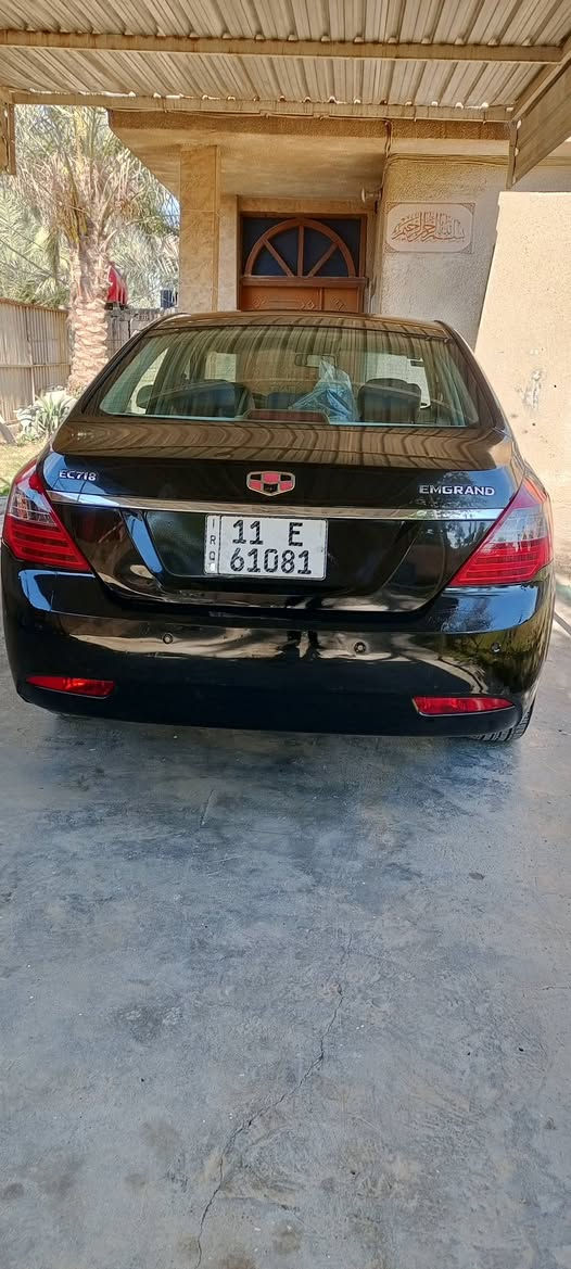 السلام عليكم جيلي أم كراند الحجم الصغير EC7 1800 موديل 2012
بعده على وضع الشركه كولشي بيه بلادي 

السياره مكفوله كفاله عاامه ع سونار بشرط 

السياره ماااشيه 70الف شرط الفحص 

مكفوله من الضربه والصبغ وتبديل حت دعاميات كفاله 

كير ومحرك مكفولات كفاله 

تبريد تتفئه كهربائيات كوله شغله 

صدره خلفي امامي كوله جديد جدا 

تخم تاير الامامي بعده جديده لوك 

رقمه بغداد دولي هزه جديده بسمي 

اسبيره بعده ما ناازل السياره جديده معنه الكلام 

الشراي يتصل ***********  فاضل العبيدي
