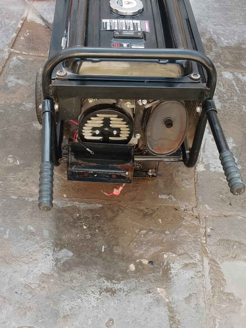 السلام عليكم مولده للبيع عوزه بس باتري استخدام شهرين المكان ديوانيه طريق السنيه السعر 175وبيه مجال ‏‪***********‬‏
