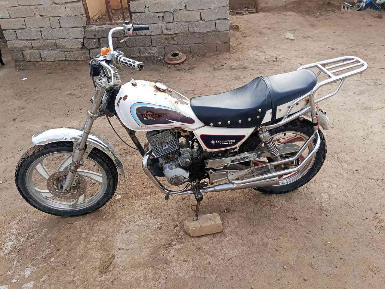 دراجة للبيع ادوات السعر 100قفل مكاني قضاء الدوايه ***********
