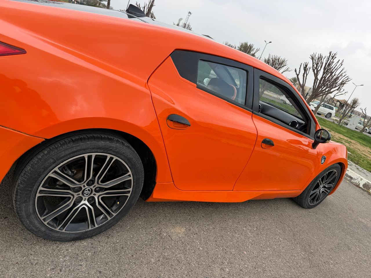 برتون ياباني 2018 لون مميز للبيع/مراوس /السعر مناسب
بدون حادث سيارة 
كير محرك لانسر ياباني كلة بشرط كلش اقتصادي 
تبريد بشرط تخم تاير رقم سليمانية 

مكان سيارة اربيل تواصل ***********.واتساب
