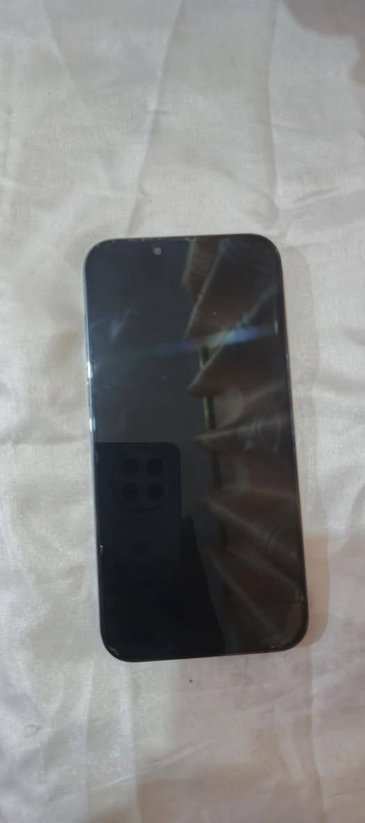 السلام عليكم ايفون١٣برو ماكس بطارية ٨٤٪  ذاكرة ٢٥٦ موبايل مكفول  وضع شركة ما مفتوح سعر ٧٠٠ الف  بيه مجال قليل.  موجود خاص


**إذا كنت صاحب هذا الإعلان وتريد حذفه لأي سبب، رجاءا أرسل رسالة إلى الدعم الفني**