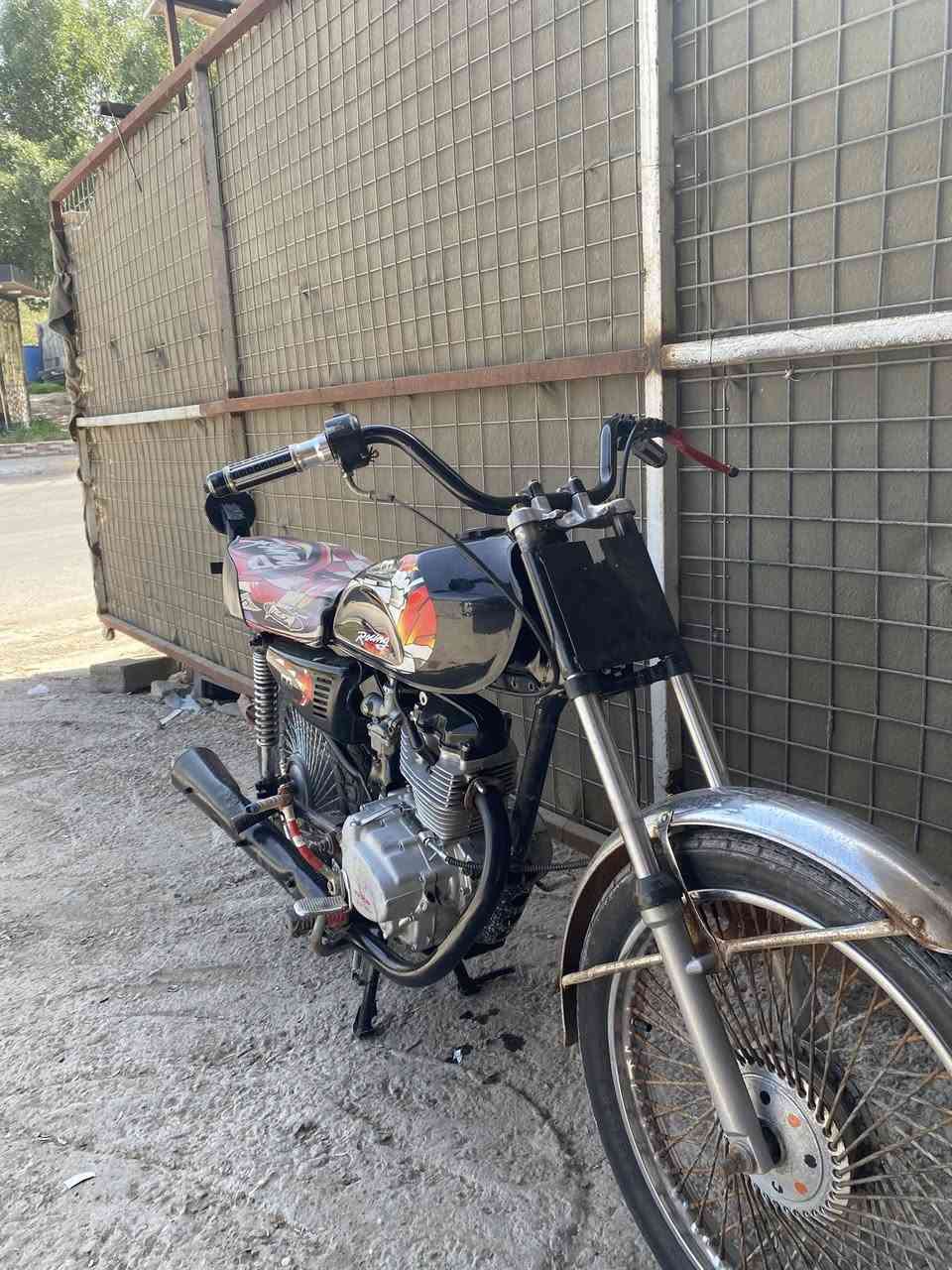 سلام عليكم حربي للبيع وسعره مناسب مكاني ديالى بعقوبة***********
