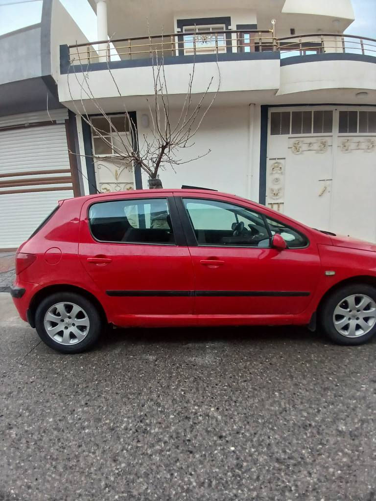 بیجۆ فەڕەنسی ٢٠٠٥
ڕەقەم جنوب ئەسڵی، سەنەوی و وەکالەت عامە
 تەنها خایسی بۆیاغی هەیە بۆ فرۆشتن یان گۆڕینەوە بە شتێک لەسەر دڵ گرتن
نرخی فرۆشتن ٣٥ وەرەقە رانية, السليمانية


**إذا كنت صاحب هذا الإعلان وتريد حذفه لأي سبب، رجاءا أرسل رسالة إلى الدعم الفني**