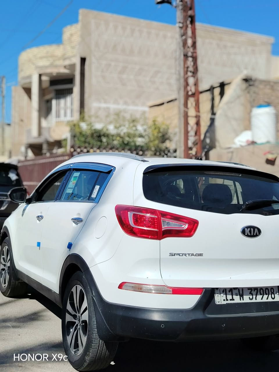 سلام عليكم،، 
سبورتج موديل 2013 خليجي كفاله
بدون صبغ فول مواصفات ١ع١ بصمه
رقم بغداد مكاني بغداد سعر ١٤٨ بيهه مجال 
 هاتف *********** يرهم مراوس
