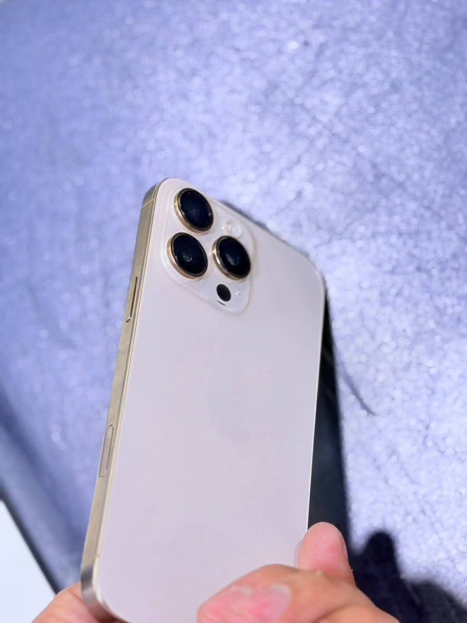 📱 للبيع ايفون 16 بروم ماكس
مع كيبل الشاحن الاصلي + الكارتون
​• الذاكرة: 256GB
• النظافة: 100% (نظيف جداً)
•البطارية:98
•عدد مرات الشحن : 257
• الحالة: الجهاز ما مفتوح 
​• النسخة: شرق اوسط
​📍 المكان: بغداد
💰 السعر: مليون و 400 
📩 للتواصل: واتساب او هاتف ***********
