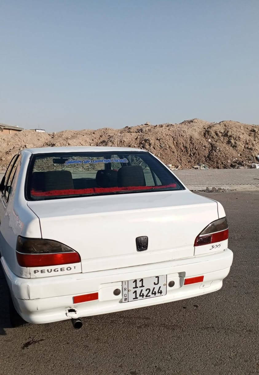 السلام عليكم بيجو موديل ٢٠٠٣ سنويه الحد ٢٩ سياره تخم تاير باتري جديد نوزلات جدد باسم ابن عمي بيه تنقيص قليل اطلع بيه وين متريد مكاني بصره السعر ٣٨ مكفله من الضربه الهاتف *********** أبو علي
