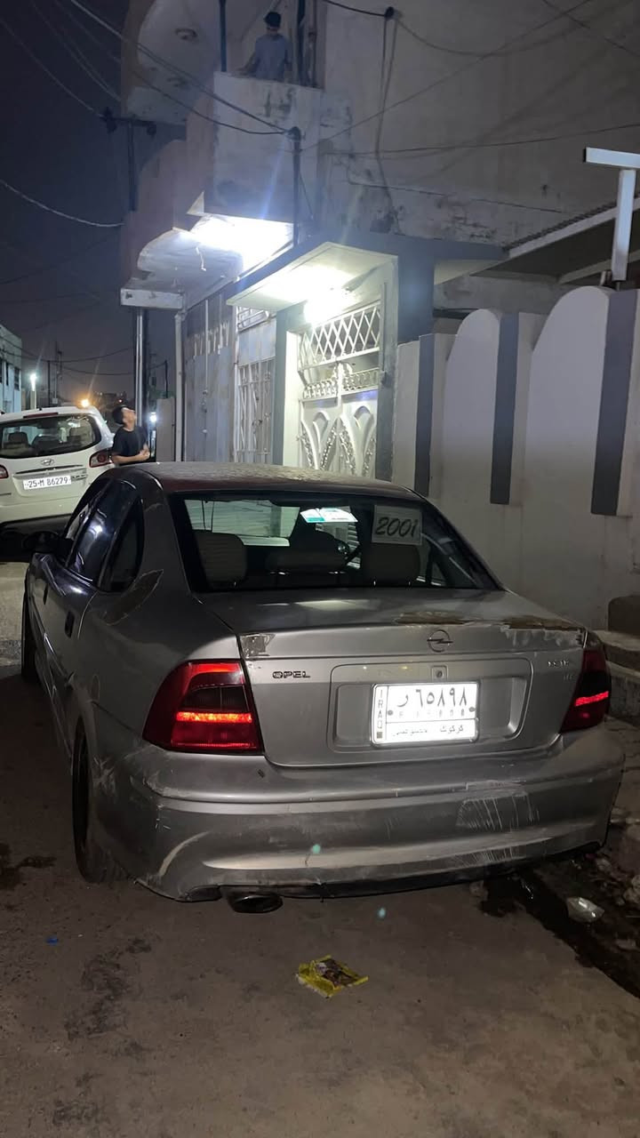 اوبل فكترا ٢٠٠١
سيارة مگلوبة يرادلة صبغ عام و يرادلة دبل و درايم شفت
سيارة حلوة مال جناي سنوية لحد ٢١/٩/٢٠١٧
رقم كركوك 
سعر ٣٠ ورقة بيها مجال
رقم تلفون
***********
