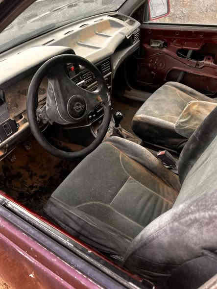 السلام عليكم  اخوان للبيع أوبل  كاديت رقم انبار شرط تحويل السعر 14 وبيها مجال العنوان عامريه الفلوجه  

مكلف بل نشر  ***********
