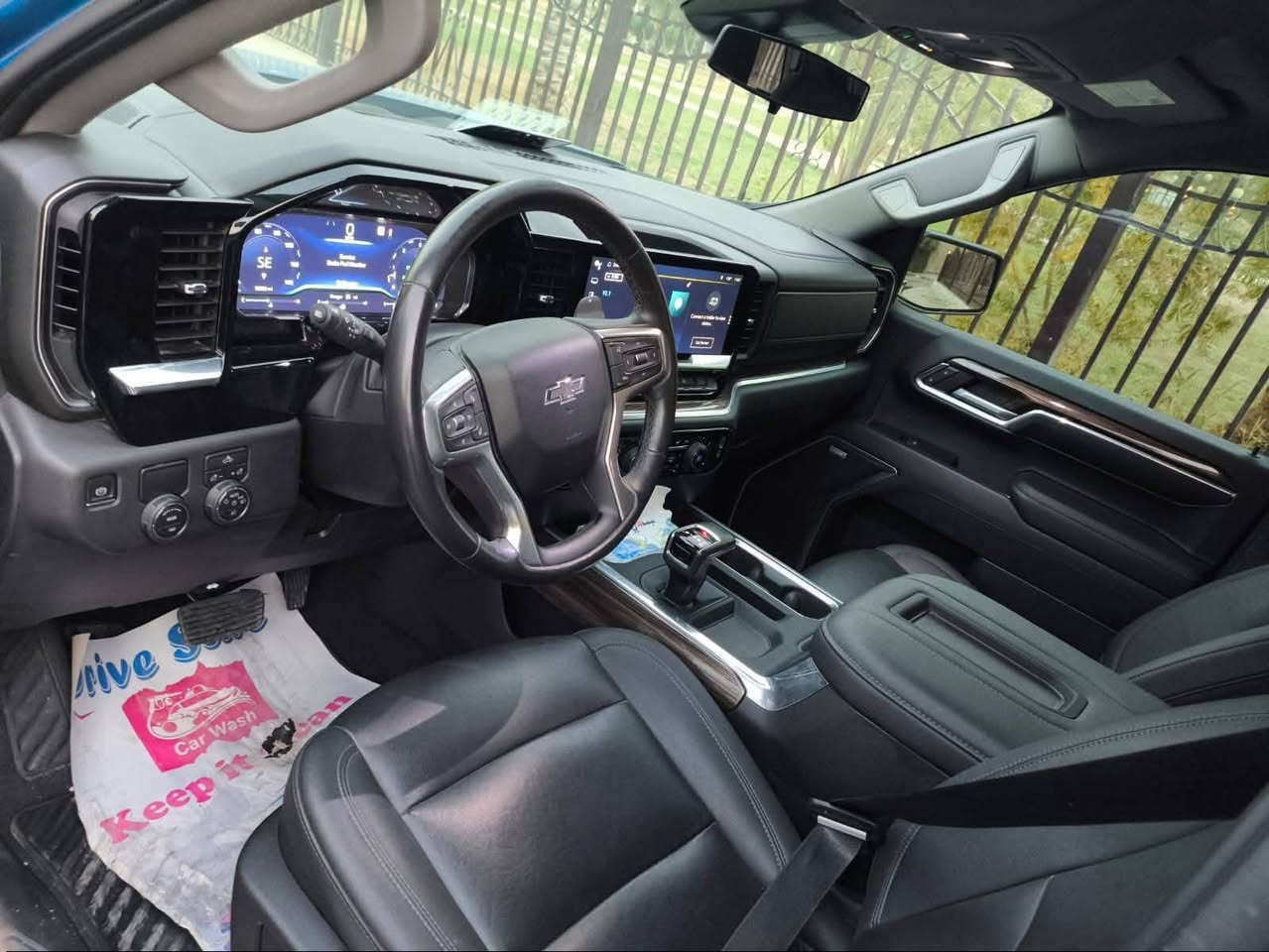 لون بحري

8 سلندر 5300

كير طرح

شاشة جبيرة

فول مواصفات عدة الفتحه

بدي كصير باب طويل 

ماشية 19 الف

حادث السيارة جاملغ الأيمن وبنيد صور الحادث مرفقة 

مدفوع كمرك وضريبة كامله بدون رقم

مكان السيارة بغداد 

للاستفسار ***********
بغداد جديده النعيريه
