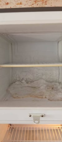 07783266139 رقم الهاتف البيع ثلاجه مستخدمه مو هواي  سعر300بيهه مجال