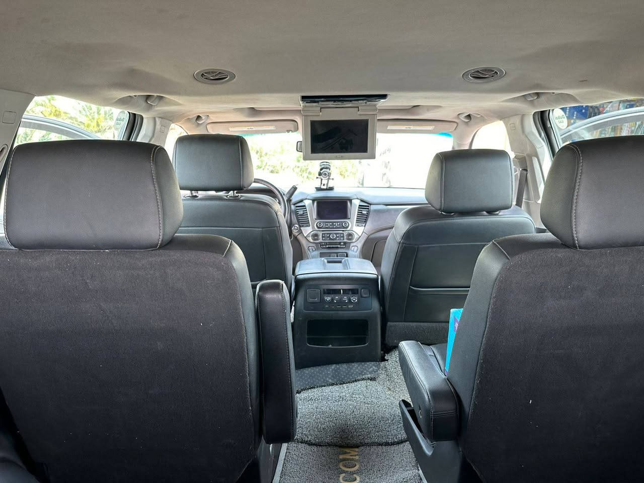 تاهو مديل 2020 لون بحري مميز فول بلاديه ملكي مواصفات بريمر يعني كامل مواصفات رادارات جانبيه شاشة العاب 
كشنات جلد كهربائي حساسات 
تحكم ستيرن 
حادثها جاملغ وبنيد فقط مبدلات ومصبوغات والجاملغ الثاني مصبوغ تنسيق لون ابيعلك 3 قطع
باقي السيارة كفاله بلادية على وضع الشركه ماملعوب بيها 
رقمها سليمانية تريد مداور تريد وكاله 
وأنت ابيتك يداورها إلك مجرد بس ادز المستمسكات
السعر 315 وبيها مجال بسيط 
العنوان البصرة قضاء الدير 
العنده استفسار يتواصل *********** اتصال واتساب متواجد القرنة, البصرة
