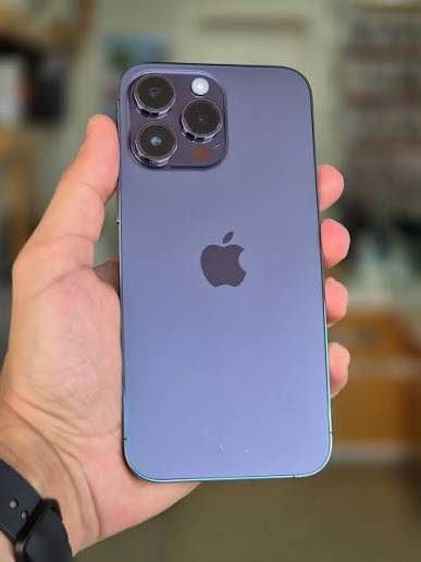 سلام عليكم 14 برو ماكس شرق اوسط  للبيع الجهاز مبدل شاشه وبطاريه نوعيه ممتازه الجهاز نضيف كلشي شغال فيس إيدي✅ سيم كارت✅الشاصي ✅الجهاز صوت ✅كامرات ✅


**إذا كنت صاحب هذا الإعلان وتريد حذفه لأي سبب، رجاءا أرسل رسالة إلى الدعم الفني**