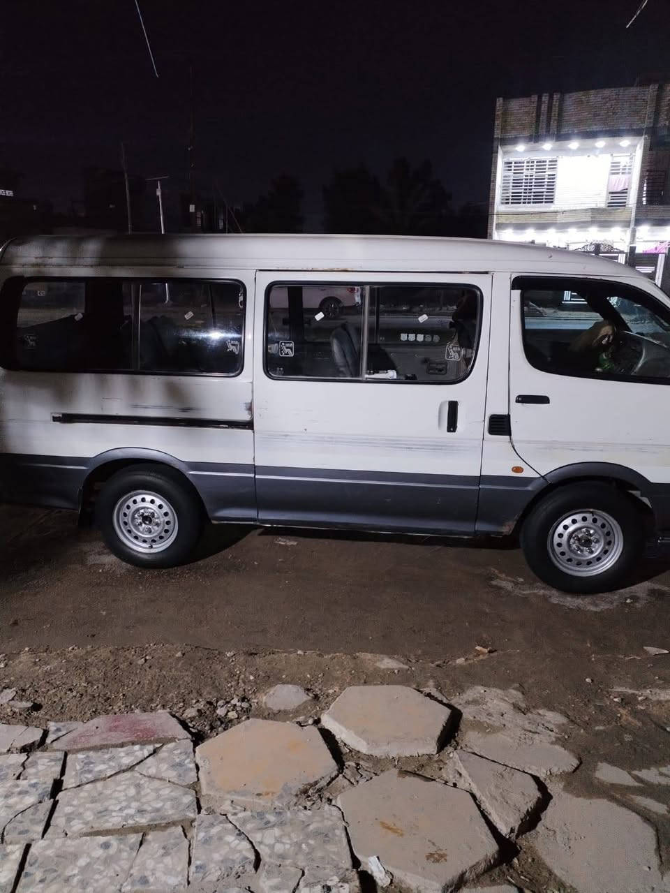 السلام عليكم كيا بولارسن (2006)  سياره دوشمه مكينه كير  بلاديه بدون صبغ  تحويل مباشر مكاني بغداد حيؤر (***********)
