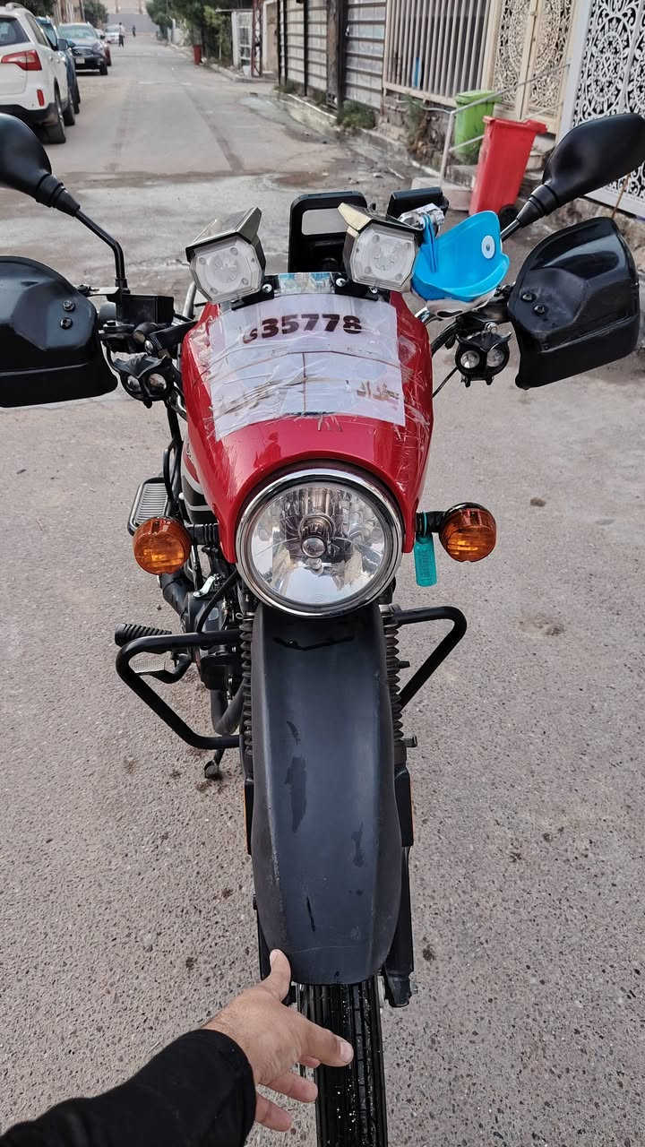 سلام عليكم دراجه دايوان جبلي مكينه ميتين  مرقمه مديل ٢٣ نزلته من الشركه زيرو عله ايدي الدراجه ماخذه من شركه موتل مول يعني كبل تروح شد لوحات سنويه عندي الدراجه عله ايدي كل ١٠ ايام ابدل دهن كله اصلي  مكاني بغداد حي الجهاد خلف مجمع النسيم سويجين بيه وبصمه تشغيل عن بعد
السعر 2250 ثنين وربع وبيها مجال
***********
