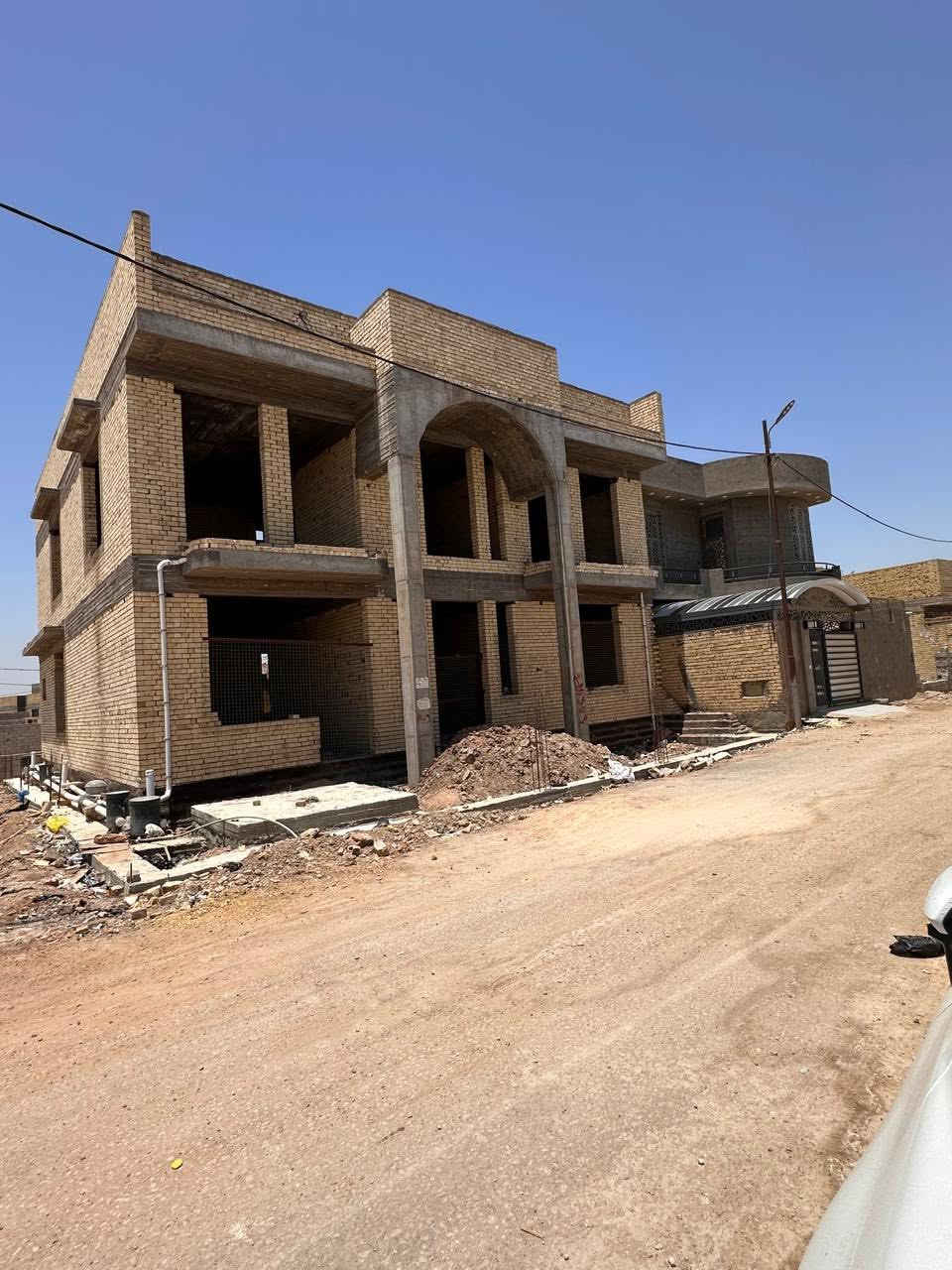 أرجو موافقة الادمن
بيت للبيع في حي جامعه من الطراز الحديث مساحة 300 بناء 225 متر نهاية شارع سوات ( زراعي بس بي معاملة تحويل جنس عقار من زراعي إلى طابو ) 
الرقم ***********
