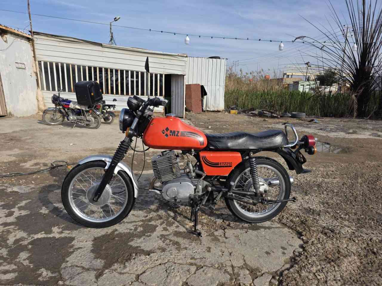 82 للبيع
سايس 3
محرك وكير ستوني معمرهن ع فحص 👍
كهربايات كله شغاله
ماكنيت
بدون كلشي
لحيم جوه الكشن وشغل مضبوط 👍
ماطور خير من الله تجي تكلب وتطلع بيهه وتقتنع إله تاخذه
السعر 1400 وبيها مجال للشراي
عنواني قضاء الشاميه
***********
