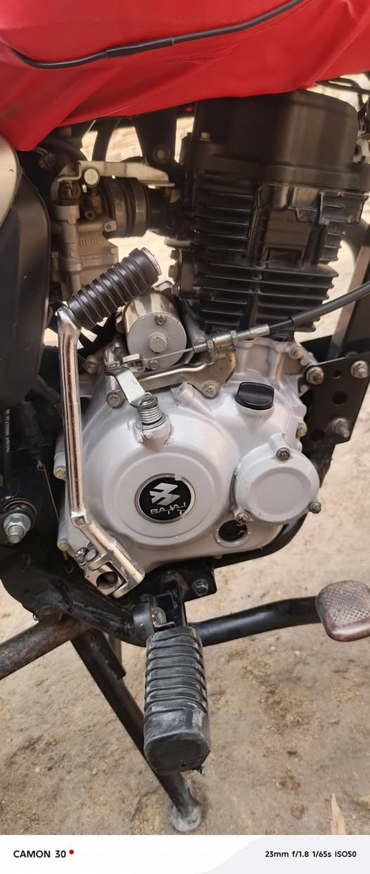 السلام عليكم للبيع دراجه بوكسر موديل ٢٣مكان ميسان مكفوله برغي مامفتوح بيهه ‏‏‪***********‬‏
