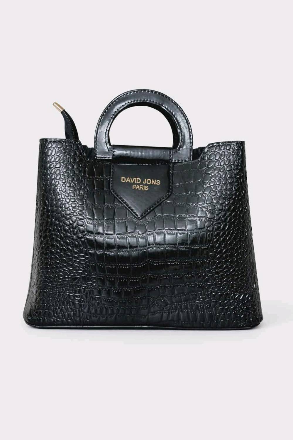 👜 حقيبة جلد روغان فخمة
خامة عالية الجودة ولمعة أنيقة
تصميم عصري يليق بكل الإطلالات
عملية ومناسبة للاستخدام اليومي والمناسبات
مريحة بالحمل وتدوم لفترة طويلة
السعر: 12,000 دينار
🚚 توصيل لكل محافظات العراق
للحجز والاستفسار الاتصال او المراسله على الواتساب او فيسبوك او انستقرام
chic Baghdad 