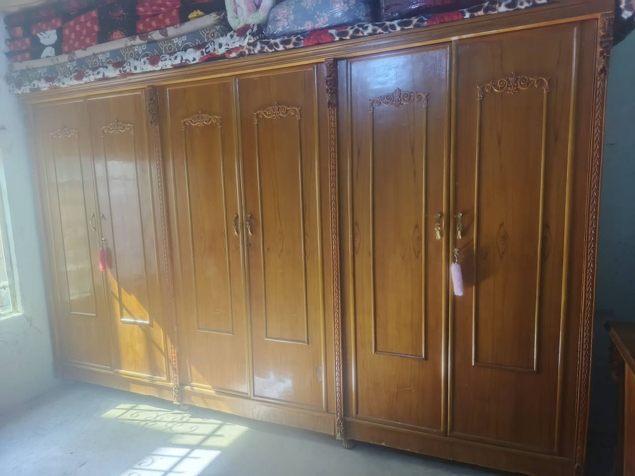 غرفت خشاب البيع سعر مناسب لستفار تصل على هاذا رقم ***********
