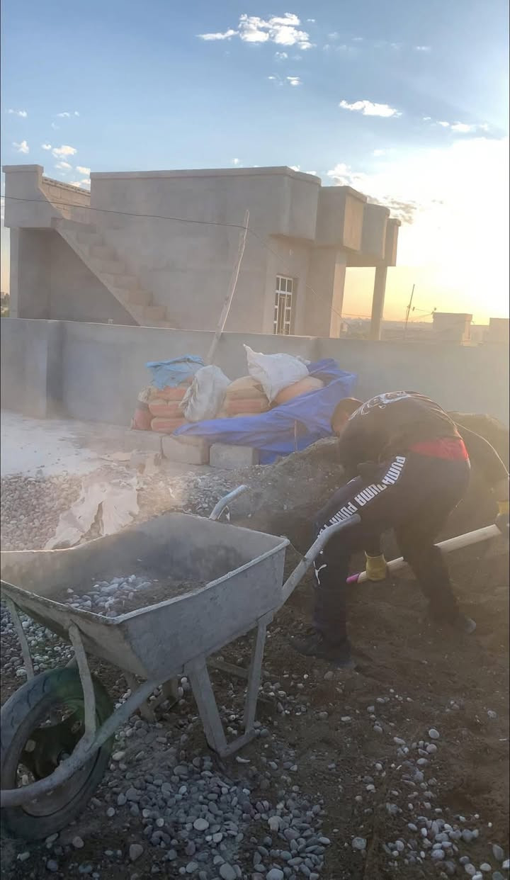 من رخصة الادمن 
سلام عليكم  
كادر عمل اي شقل نشتقل 
1فرش حجر 
2تصفير بيوت 
3تصعيد بلوك 
4تصعيد رمل 
5لبخ تكعيب 
6درز بيوت 
7تعديل تراب فوك تكعيبه 
8ندخل جص 
9تصفيط بلوك أساس تكعيبه 
10اذا معندك شقل اصلخنه بتعليق  جزاك الله خير وهاذه رقمي خابرني ودلل 🫡☎️***********  ونشتغل جوا السوك 🤍
