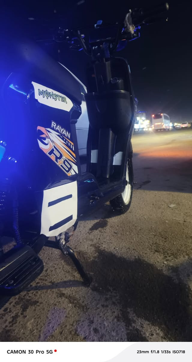 قييم واخذ بدون ماتكسر بسعرها اكتب سعرك بالتعليقات اذا عجبني ابيعلك


**إذا كنت صاحب هذا الإعلان وتريد حذفه لأي سبب، رجاءا أرسل رسالة إلى الدعم الفني**