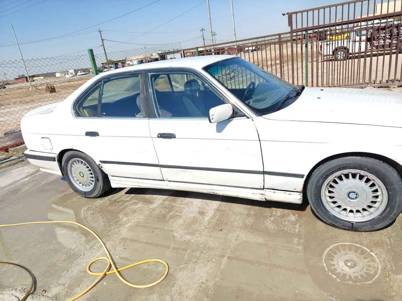 سلام عليكم ورحمة الله وبركاته
#للبيع BMWموديل 88

رقم بغداد انكليزي 

سنويه لل 29 تحويل مباشر 

السياره كفاله من الضربه بيه مكانين اخياس واضحات بلصور 

سعرها 35وبيها مجال 

#كير عادي 

مكانها ذي قار قضاء الفجر 

***********
