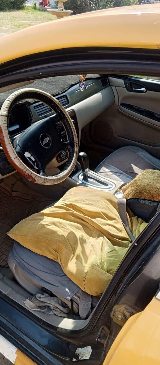 السلام عليكم البيع انباله ٢٠١٠
جاهزه كير مكينه صدر 
السعر قفل ٥٠
للسفسار اتصل ***********
