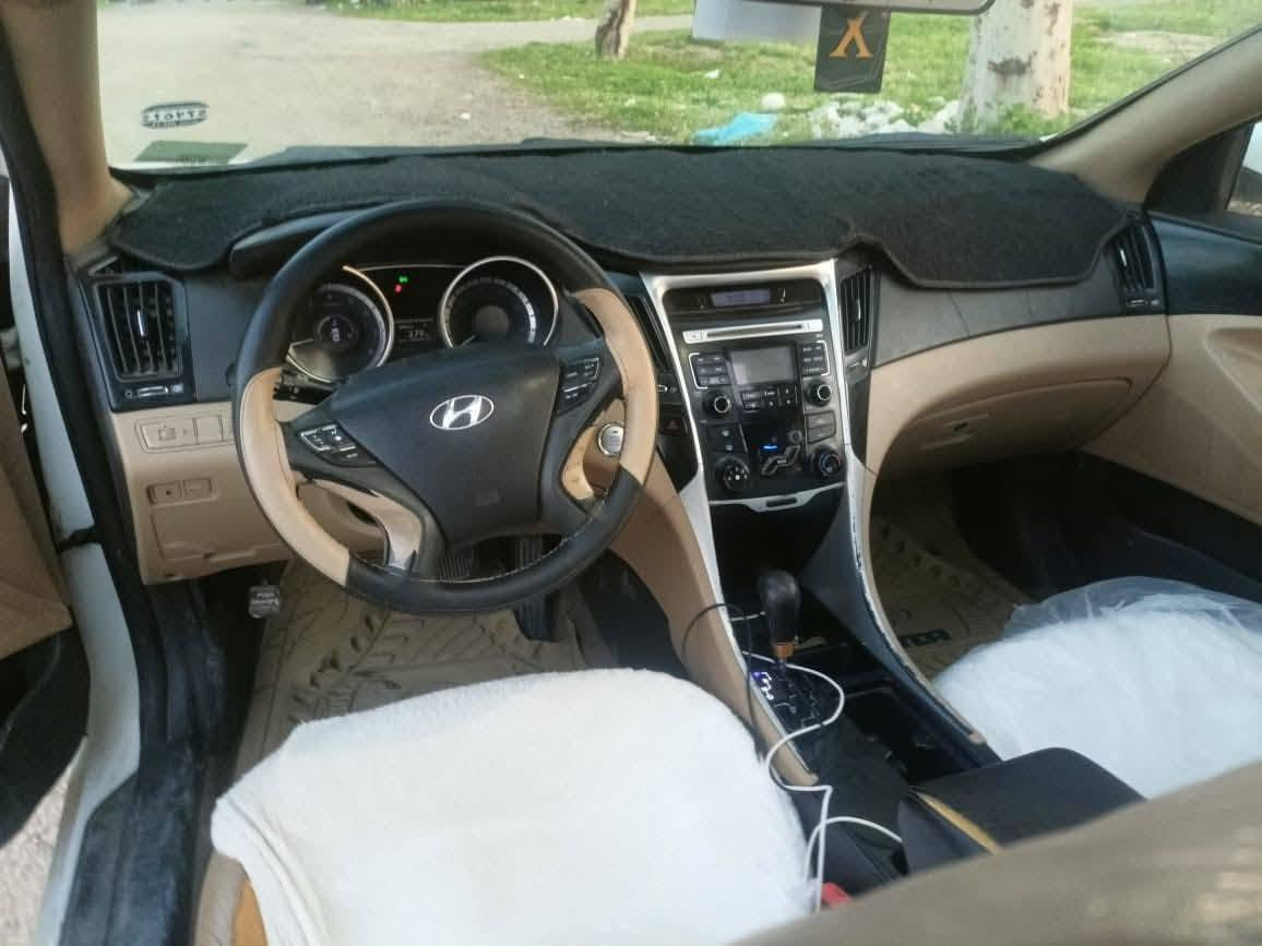 هونداي سوناتا موديل 2010 محرك 2400 دوش وارد خليجي فول مواصفات واحد على واحد السعر 110وبي مجال
للاستفسار خاص ترهم بيع ومراوس


**إذا كنت صاحب هذا الإعلان وتريد حذفه لأي سبب، رجاءا أرسل رسالة إلى الدعم الفني**