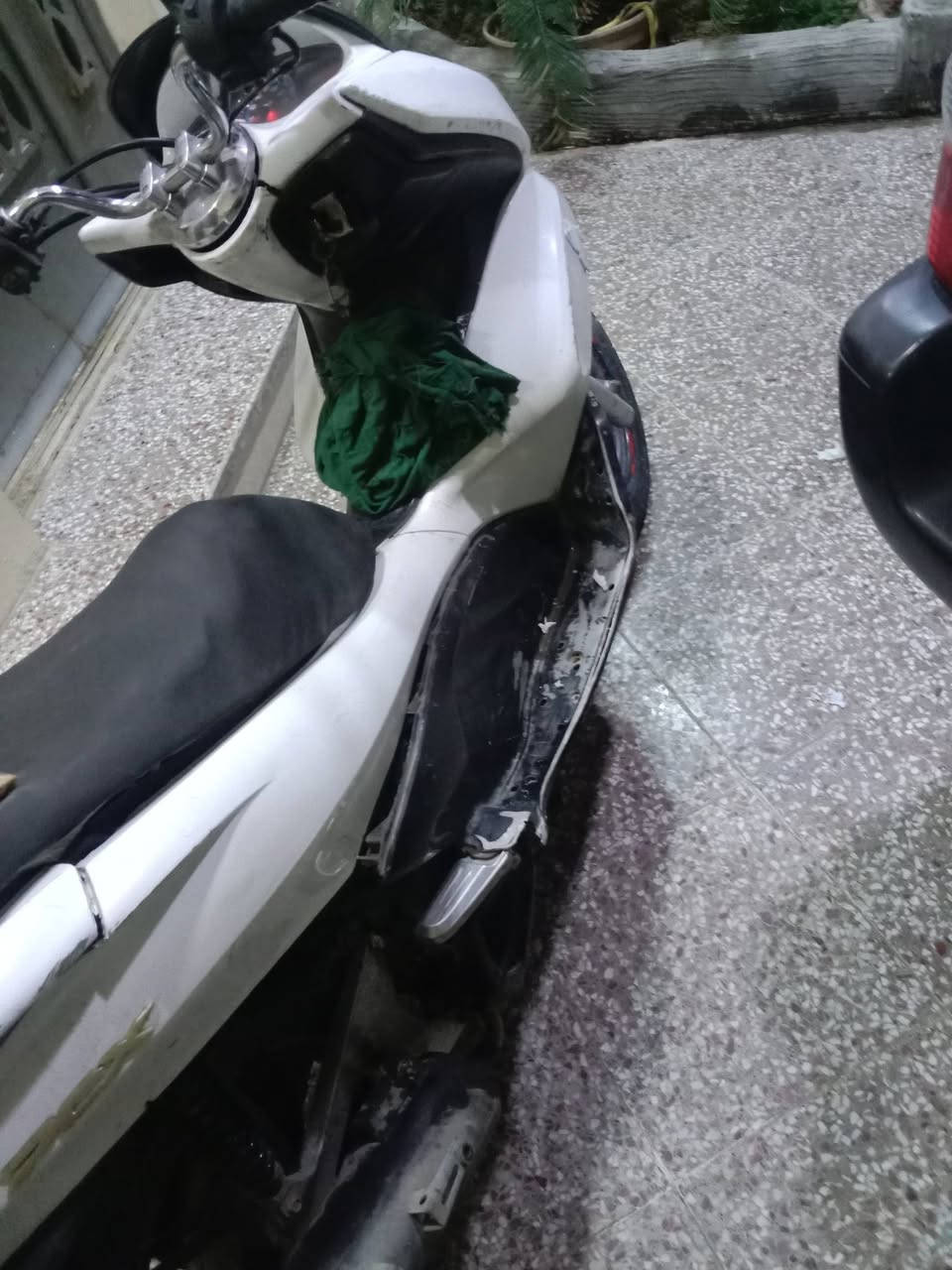 سلام عليكم بي سي إكس جيل أول دراجه بيها كازكيت خابطة بس تشتغل دشبول شغال كهربائيات  كلها شغاله أبيع كوم حديد مكاني بغداد البلديات سعرها 550  شراي خابر وتدلل خاص ماموجد ***********
