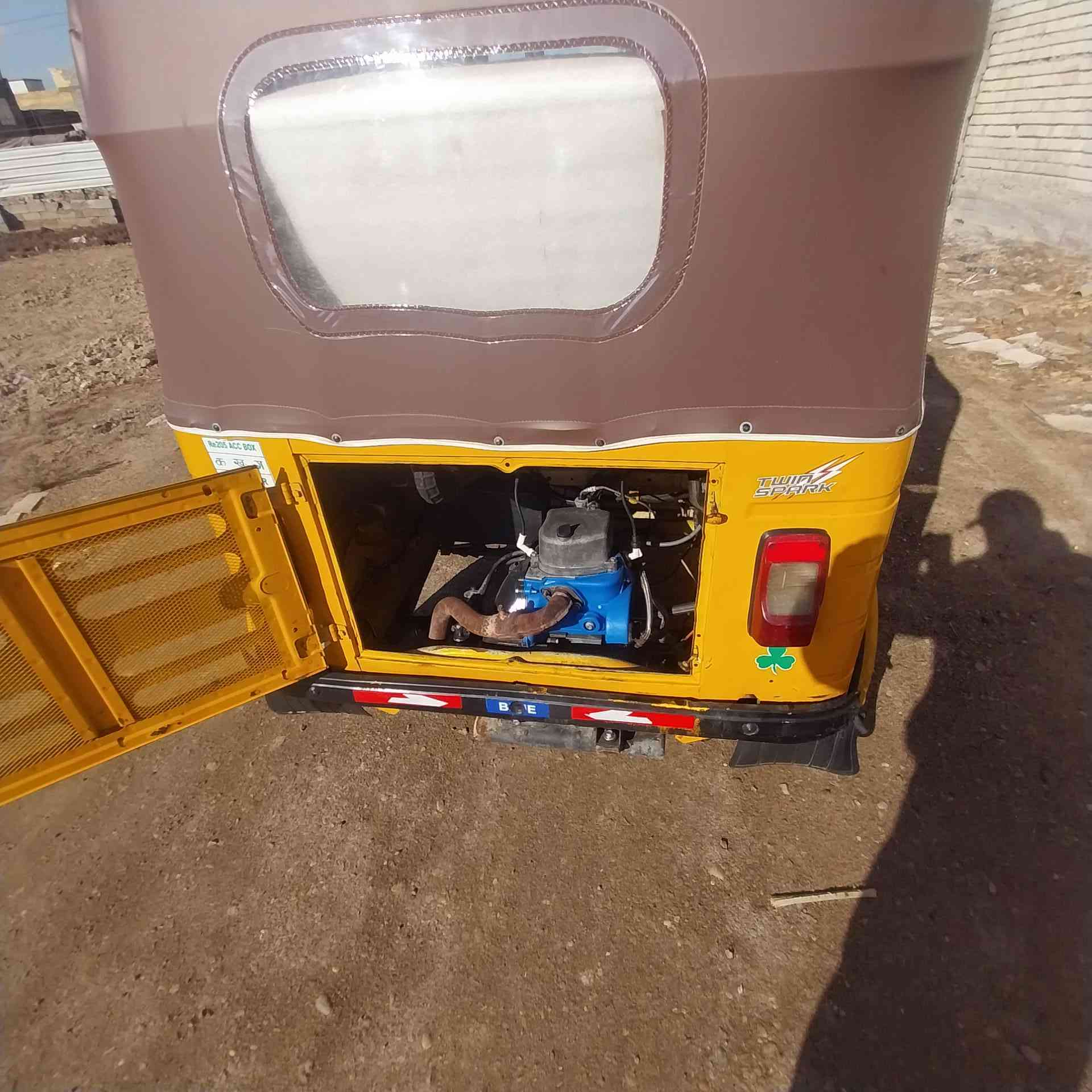 السلام عليكم تكتك موديل20رقم وسنوية تحويل ثاني يوم السعر٦٥٠٠وبيها مجال قليل***********
