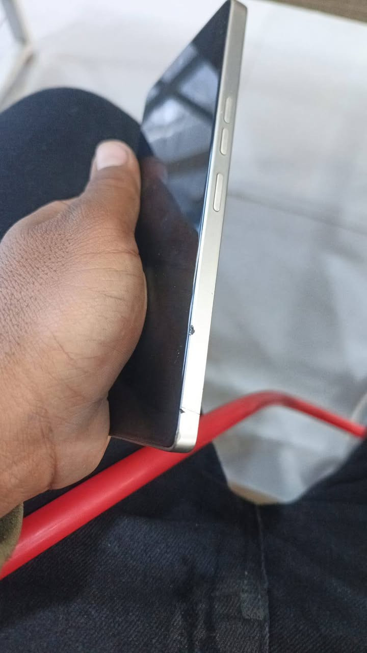 TECNO CAMON 30 Pro 5G
الجهاز نظيف جدن بدون ملحقات
 شرط يشقل 90فريم حقيقي
بطاريه 5000
شحن سريع 70 واط
شحن لاسلكي
عشوائيه 12 زائد 12
جهاز فول كامره عملاقه من سوني فول تصوير
للبيع  180 قفل قفل ألف عنواني كوت
***********
***********
