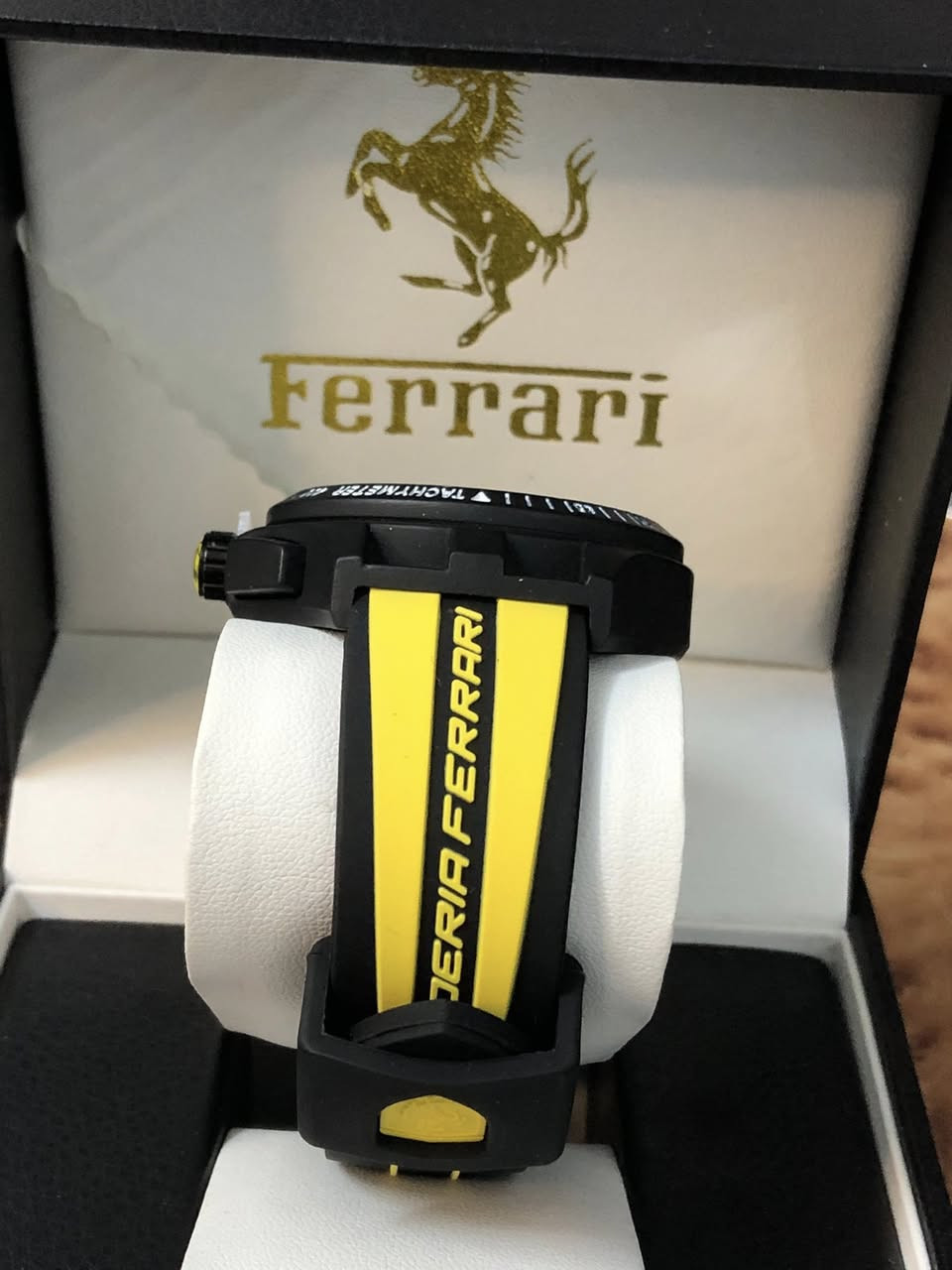 FERRARI 🌟

فيراري 🏎
عداد شهري 😀
جميع السناتر شغالة 🔩
نظام رياضي ستوب وتش⚽️
جام زفير ضد الخدش 🪛
ضد الماء ⛈
طلاء ثابت 🖤
الوزن 83 g 😀
القطر 43 m 🪩
السمك 13 m 🟢
السعر  35.000
توصيل جميع محافظات العراق 5000 🚚


**إذا كنت صاحب هذا الإعلان وتريد حذفه لأي سبب، رجاءا أرسل رسالة إلى الدعم الفني**