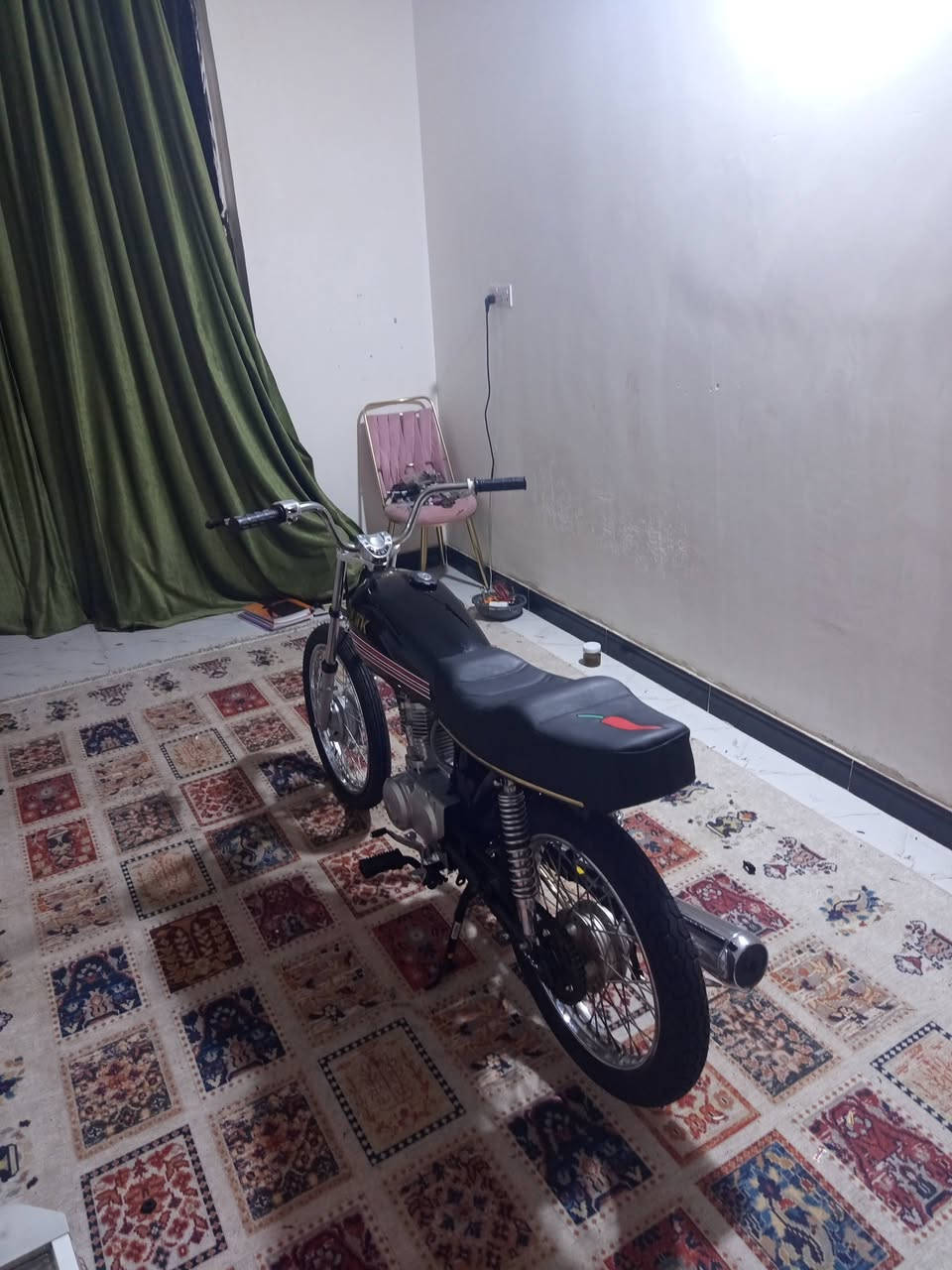 سلام عليكم
دراجه للبيع تعمير 2025
الدراجه جديده غراضه كله جديده 
تعمير 2025  مكينته انتنس 2021
مكينه جديده اونضيفه مفتوحه بس ولفات الدراجه 
ادوات.  ادوات 
اكفله من سرقه او من كلشي 
رقمي ***********
