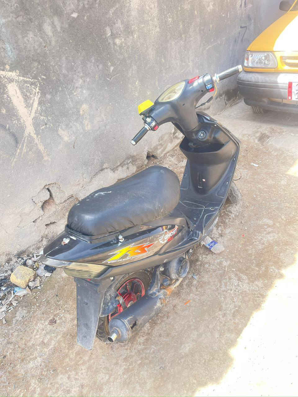سلام عليكم دراجه البيع ماكس مامفتوح 400 وبيها مجال قليل كلش مكاني دوانيه مقابيل صيطرت عفج الرئيسيه الرقم *********** ملاحضه دراجه بيها بنجر فقط الوره
