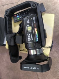 كاميرات • للبيع • سعر يرضي