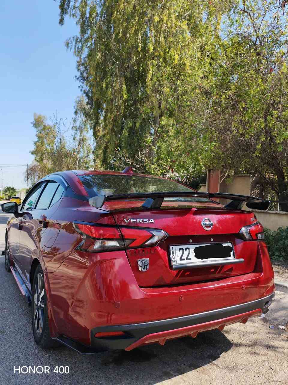 نيسان فيرسا 2022 SV
بصمة تشغيل 

داخل لونين عسلي واسود 

رادار امامي وخلفي وجانبي

شاشة اعطال 

كيجات الكترونية 

تحديد مسار 

شاشة كار بلي 

كامرة 

كهربائيات السيارة جاهزة 

مكينة 1600

طخم تايرات جديدة 

طخم السيارة والحدادية جاهزة  كاليا 

ماشية 35 الف ميل

تبريد شغال 

حادثها جاملغ اليسار وصفحة البوند مبدل 

 ايرباك ستيرن والسايق راجعين بلادي 

مكانها موصل

كوبون بانزين  بيها

رقم اربيل  سنوية وهزة جديدة

***********

الاتصال او المراسلة  عالواتس والماسنجر
