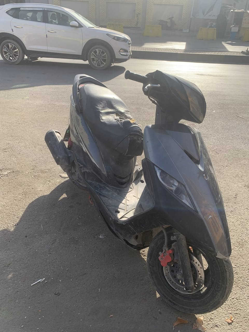 سلام عليكم
دراجه ماكس ثعلب 140
مكينه مجفته مره وحده 
بيها نقوصات بسيطه 
تشغيل ب اي وكت هندر واحد 
سلف من وره الباتري واكف 
الدراجه جانت متروكه 
السعر 350بيها مجال بسيط 
***********
