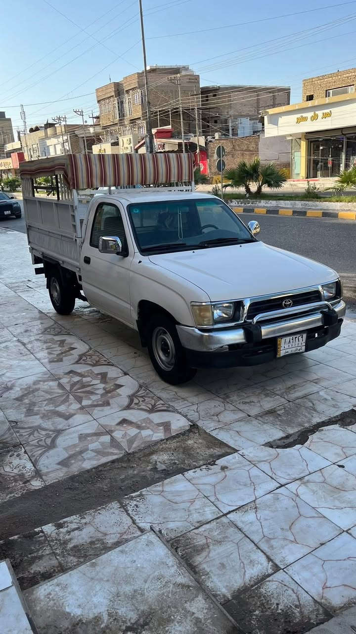 السلام عليكم تيوتا بيكم موديل 2000 اوربي كير ومكينه خير من الله شاصي مكفول البدي شوف العين نضيف جدا تخم تاير جديد باتري جديد السيارة بسمي تحويل ثاني يوم مكان السيارة ميسان العمارة للاستفسار الاتصال *********** ‬
