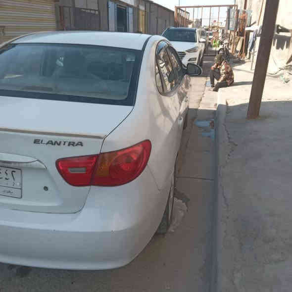 السلام عليكم النترا 2011 الشكل المقدس سيارة جاهزة صدر أمامي وخلفي جديد تخم تاير جديد باتري جديد
السياره بيها ضرر  بالتكمة جهة السايق ومصلح ومصبوغ السيارة مصبوغه عام للجماليه رقم بغداد على مرور الكاظمية بسمي 
تبريد ثلج ❄ 
السعر 95 وبيها مجال 
مكان السيارة بغداد 
***********
