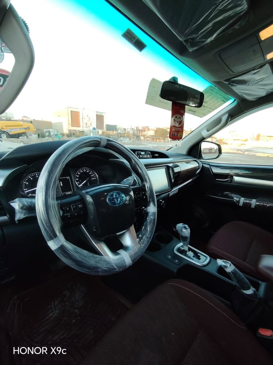 للبيع هايلوكس 
موديل 21
فور ويل كير اتو 
مكفول كالفه عامه 
سعودي وكله عبدالطيف جميل فول مواصفات 
بصمه باب بصمه تشغيل 
تبريد قطعتين كشنات تبريد
شاشه حساسات رقم شمالي باسمي تريد تحويل تريد وكله ماشيه  50 الف 
مكان سياره واسط نعمانيه 
للاستفسار اتصال على رقم ***********
