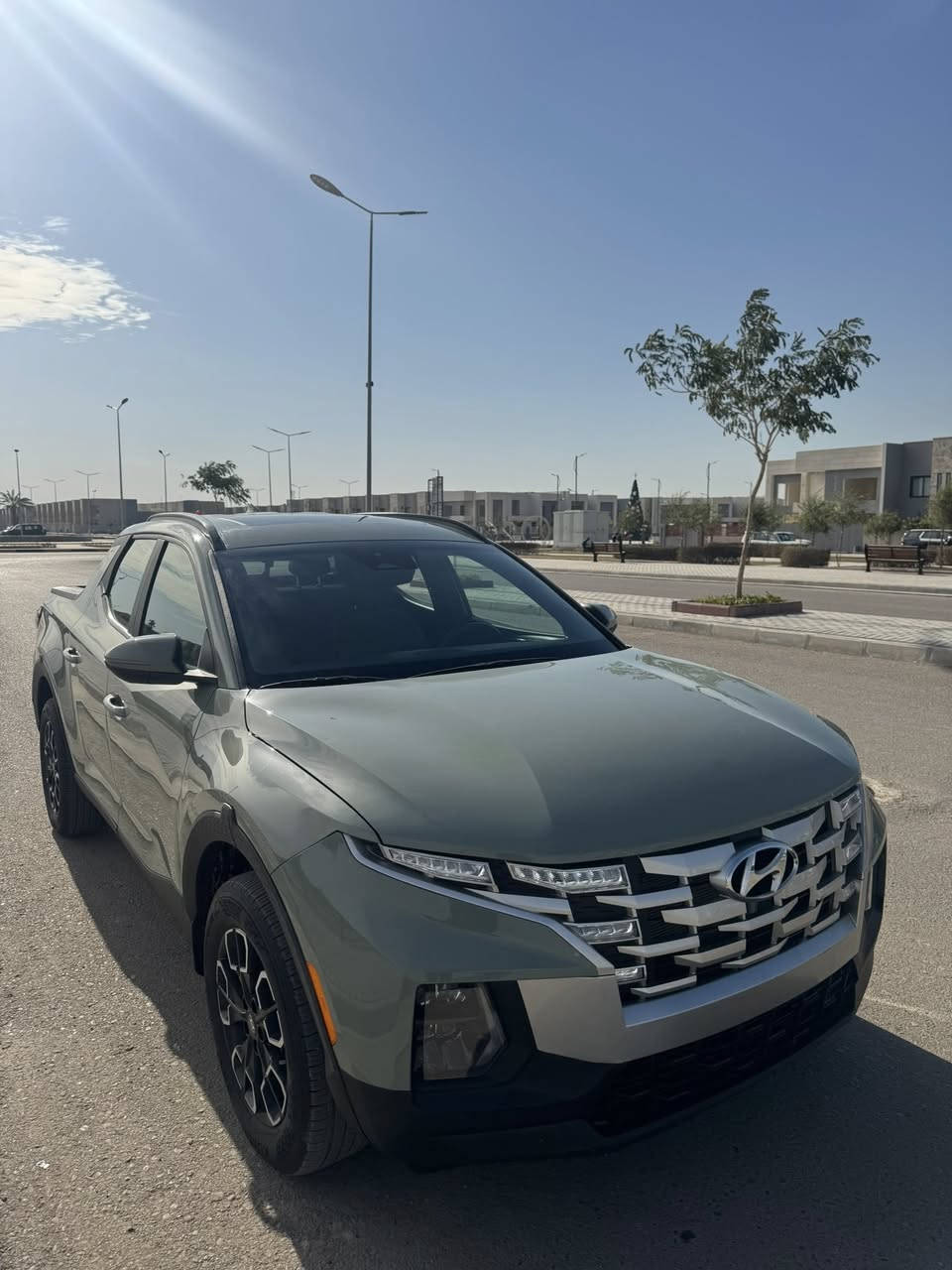 السلام عليكم (للبيع )
سانتاكروز فول مواصفات بدون حادث السياره ماشيه 2000 يعني  زيرو موديل 2023 الاستفسار الاتصال ع هذا الرقم ***********
