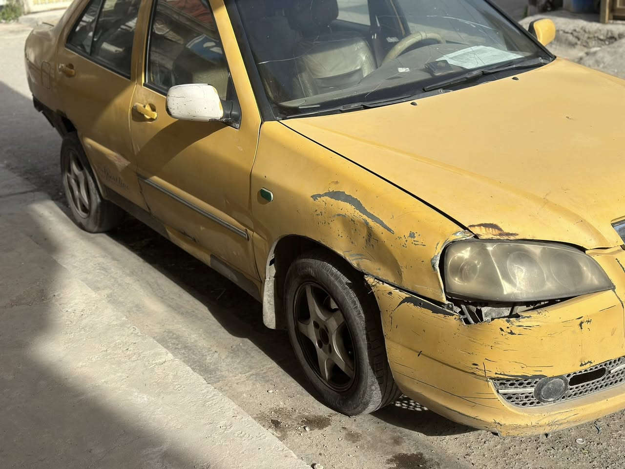 لسلام عليكم عيني شيري كوين مديل ٢٠٠٩ محور كير ومكينه كورلا عليها غرامه ٩٠٠ الف رايدها ١٥ ورقه وبيها مجال للشراي 
***********
