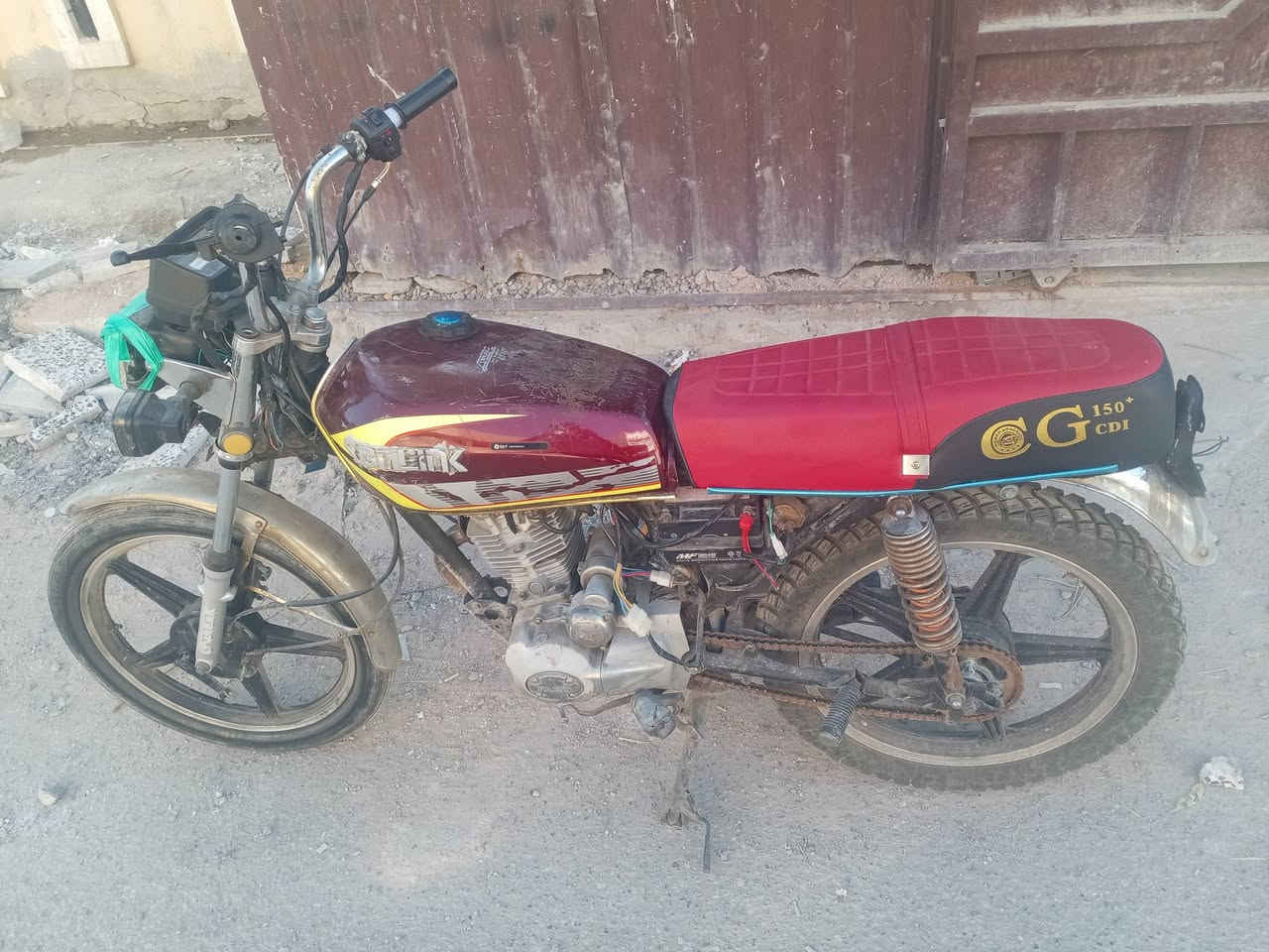 اي تفاصيل واتساب ***********
سعر مناسب جداً
