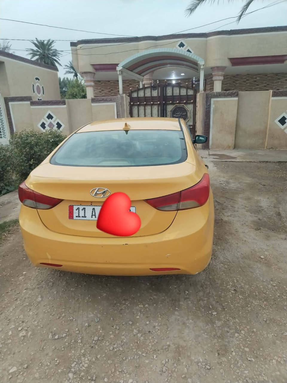 النتره أمريكي موديل 2012 بأسمي جاهزه من كلشي. فقط باب مبدل. الاستفسار او الاتصال على الرقم ***********. سكن حله
