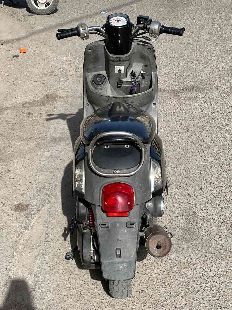 السلام عليكم دراجه ماكس بوليس
دراجه خير من الله شلعه ومعدل ونعومه ما ناقصها اي شي 

اكفاله من كلشي كهربائات فول محرك بلادي نكره سلف بريكات جدد تايرات زوج جدد شادلها يعني اي نقص ما بيها دراجه على ايدي ماناقصها اي شي رايدها750وبيها مجال حك الجيه

عنواني كربلاء حي الحر متواجد وتساب وتصال فقط***********

***********
