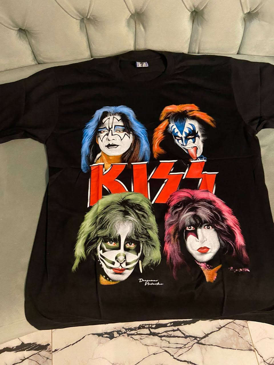 سلام عليكم من رخصه الادمن تيشيرتات منشأ تايلندي قطن
للاستفسار على الخاص


**إذا كنت صاحب هذا الإعلان وتريد حذفه لأي سبب، رجاءا أرسل رسالة إلى الدعم الفني**