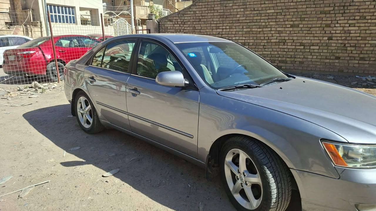 السلام عليكم.
سونا 2007 للبيع وارد امريكي مصبوغة حزام ماشية 115 الف ميل والسيارة نظيفة توهم معمريها للتواصل ***********
